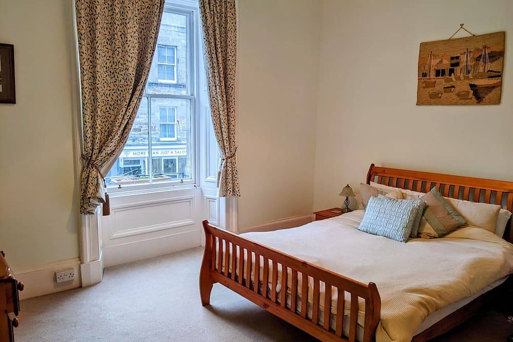 Ganze Wohnung, Spacious 4 Bed Maisonette on Scottish Borders High Street in Jedburgh, Scottish Borders