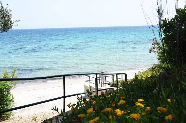 Villa pour 11 personnes, avec terrasse et jardin, animaux acceptés à Santa Margherita di Pula