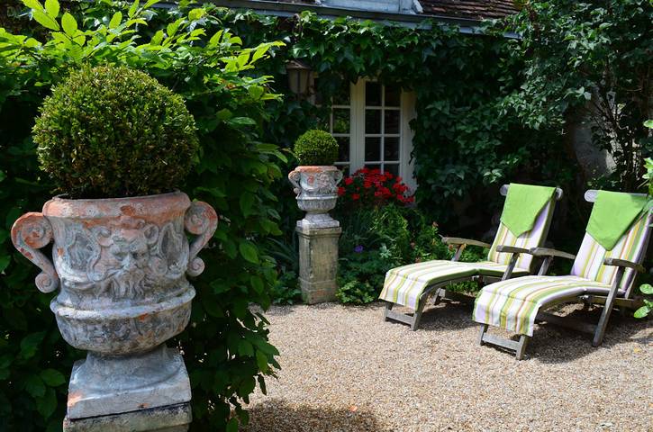 Gîte pour 2 personnes, avec piscine ainsi que jardin et terrasse à Selles-sur-Cher - 2