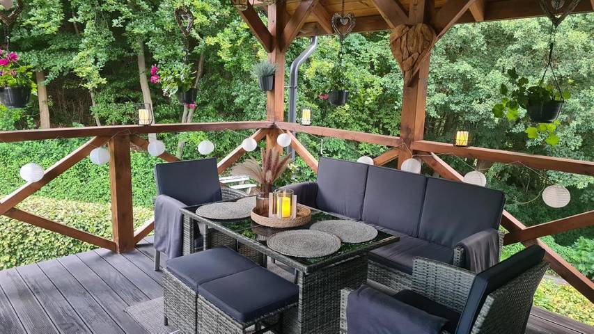 Ferienwohnung für 4 Personen, mit Garten und Ausblick, kinderfreundlich in Brilon