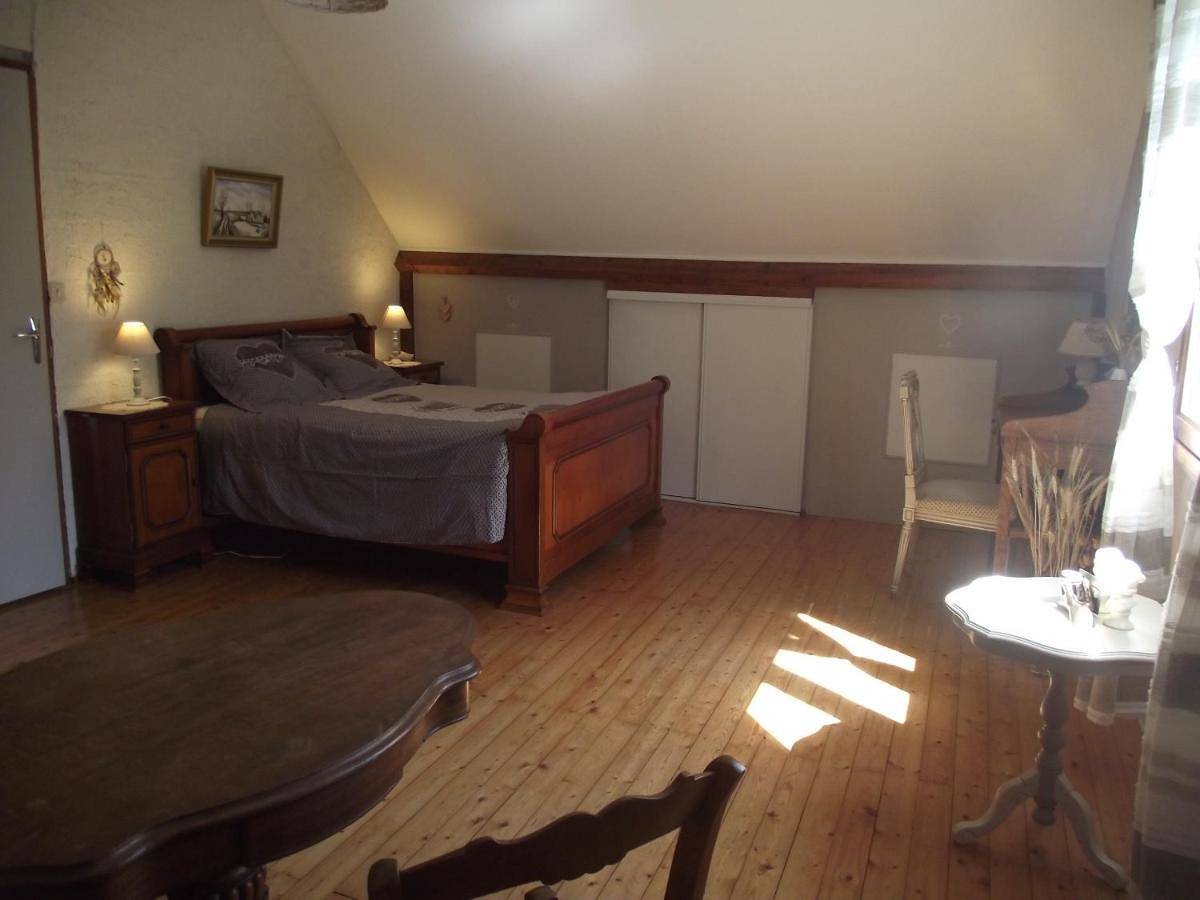 Chambres du grès rouge de Beauval in Beauval, Région d'Amiens
