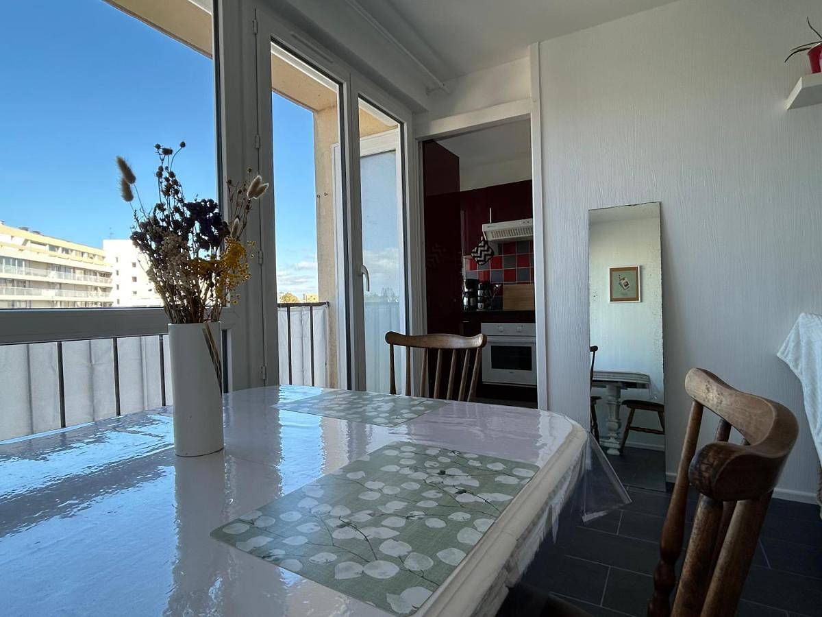Appartement entier, One-Bedroom Apartment in Saint-Brieuc, Côte de Goëlo