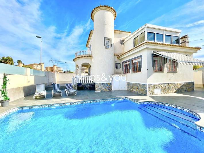 Casa rural para 8 personas, con Balcón y Terraza además de Jardín y Piscina en Benijófar - 3