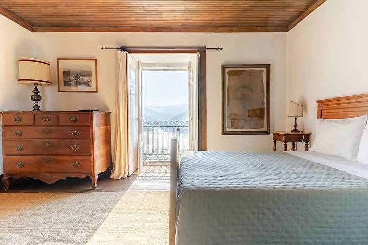 Location de vacances pour 8 personnes, avec jardin dans Ribadouro - 4