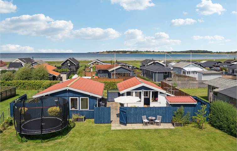 Ferienhaus für 5 Personen, mit Terrasse und Garten in Mesinge