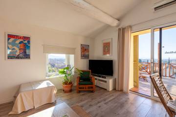 Gîte pour 2 Personnes dans Mallemort, Région d'Arles, Photo 4
