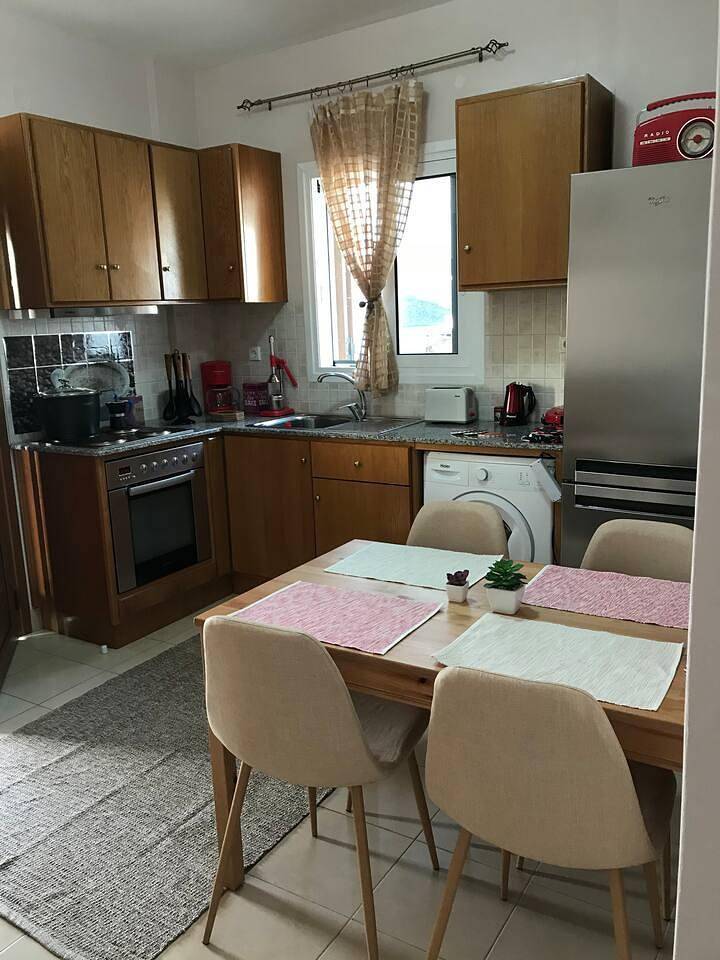 Entire holiday apartment, 1 Bed - Sleeps 2 - Private Balcony - Free Parking in Mirties, Kalymnos