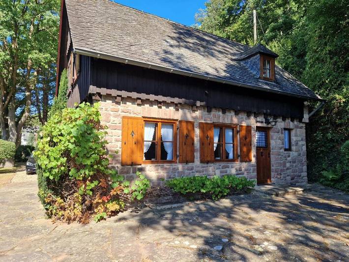 Villa für 8 Personen, mit Terrasse und Garten sowie Ausblick