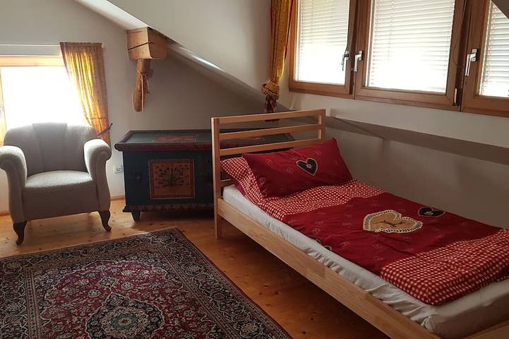 Ferienhaus für 6 Personen, mit Balkon und Garten in Neukirchen (Niederbayern) - 4
