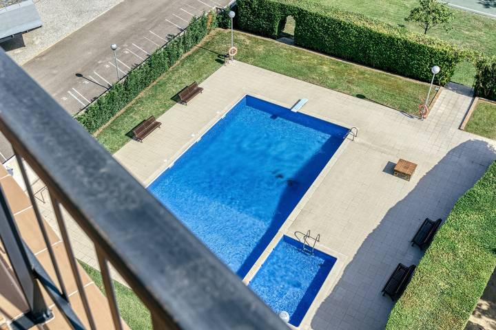 Geheel appartement, Appartement 'Sant Antoni' met zeezicht, gemeenschappelijk zwembad en Wifi in Sant Antoni de Calonge, Calonge