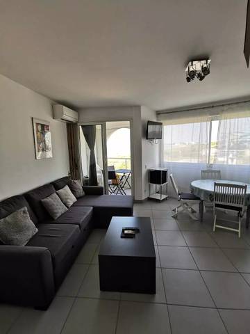 Gîte pour 4 personnes, avec vue dans Plage Rive Droite