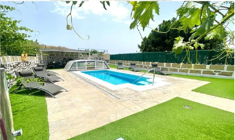 Maison de campagne pour 6 personnes, avec piscine ainsi que vue et jardin, adapté aux familles - 1