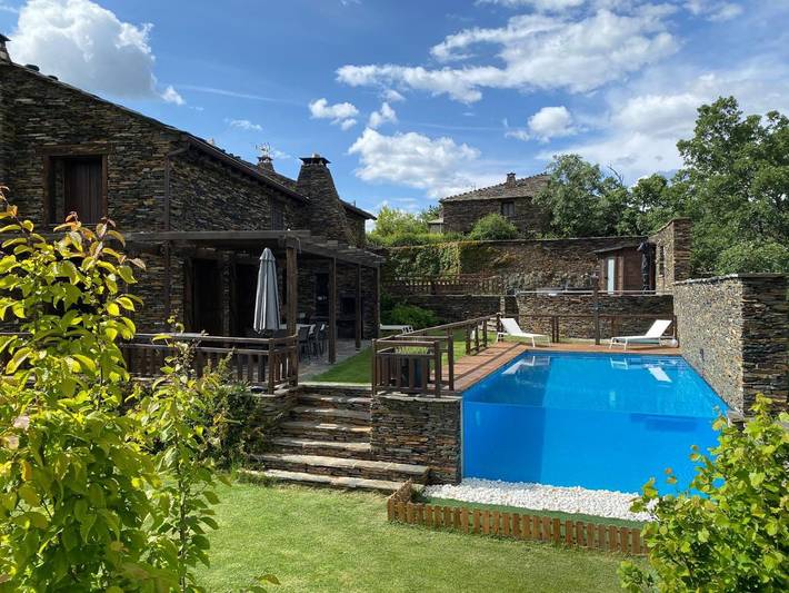 Casa rural para 8 personas, con jardín además de piscina y vistas, Familias con niños en Sierra De Ayllón - 2
