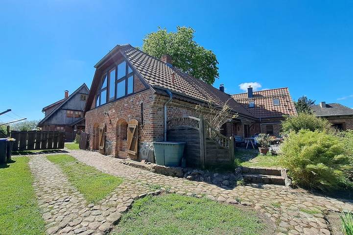 Ferienwohnung für 4 Personen, mit Terrasse und Garten, mit Haustier in Möllenhagen