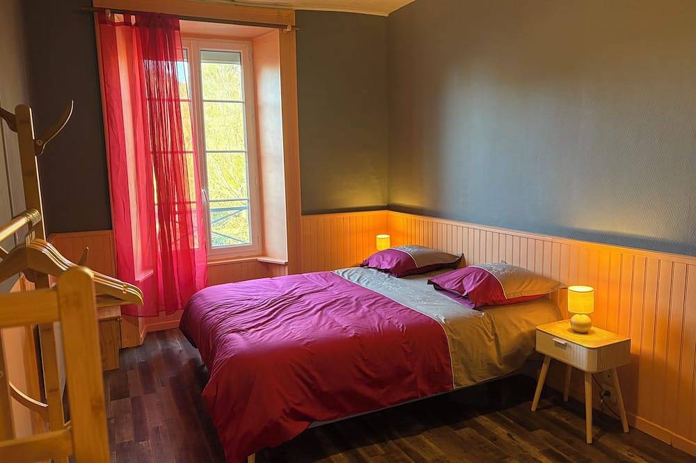 Appartement entier, La Flânerie Mauriacoise in Massif central