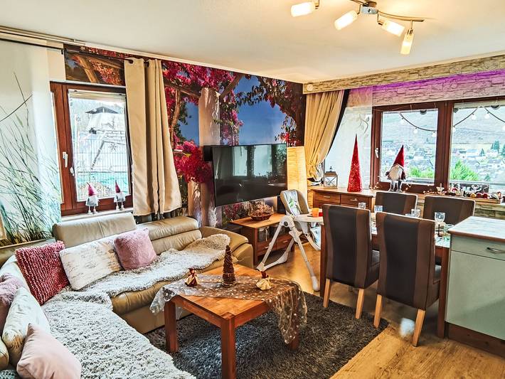 Apartamento de vacaciones para 5 personas, con vistas además de jardín y balcón - 1