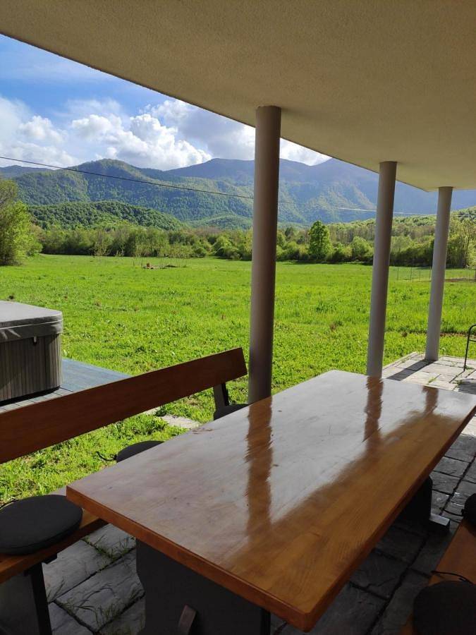 Three-Bedroom House in Lovinac, Naturpark Velebit