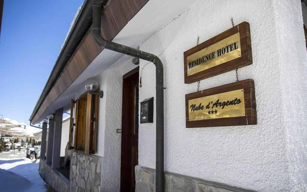 Apartamento vacacional entero, Holiday apartment with heating  in Sestriere, Via Lattea