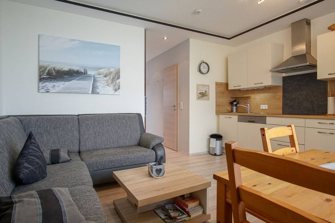 Ganze Wohnung, Haus 6 Wohnung 08 - Meerblick schon beim Frühstück! in Großenbrode, Ostholstein