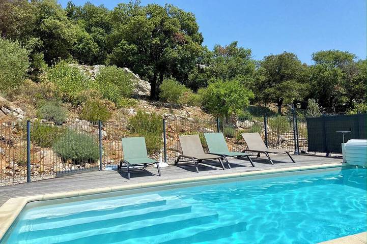 Villa pour 9 personnes, avec jardin et terrasse