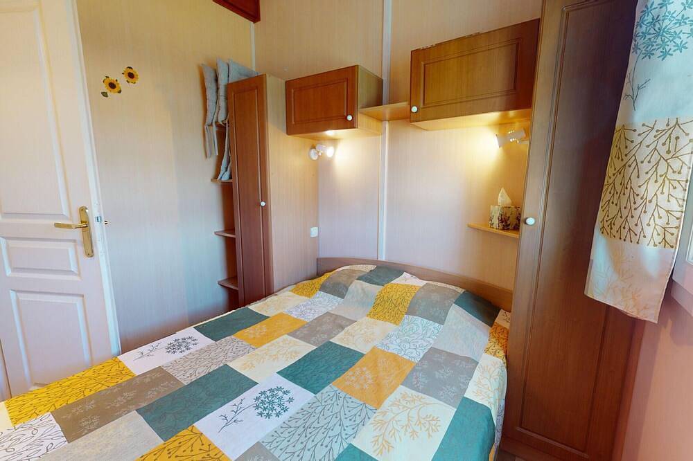 Parenthèse Marine - Mobil-Home 3 ch. + Piscines in Brem-sur-Mer, Vallée de la Loire