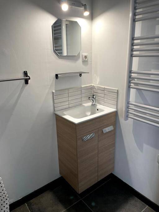 Gîte pour 2 personnes, avec terrasse à Andilly - 2