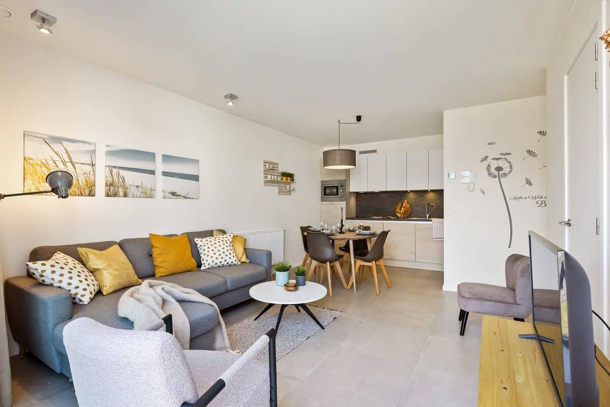Ganze Wohnung, Huswell - Apartment with natural swimming pool in Westende, Middelkerke