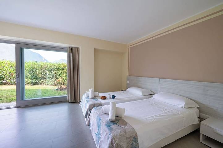 Villa for 16 personer med have in Ossuccio, Kommune Tremezzina