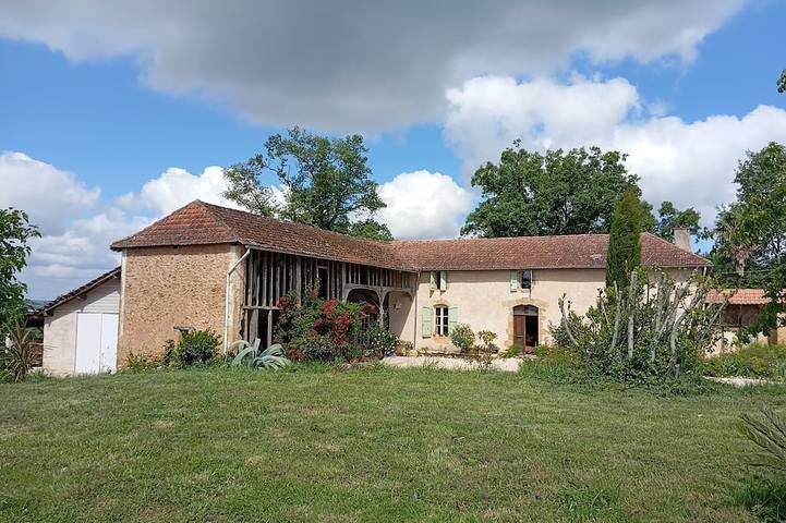Location de vacances pour 5 personnes à Blousson-Sérian