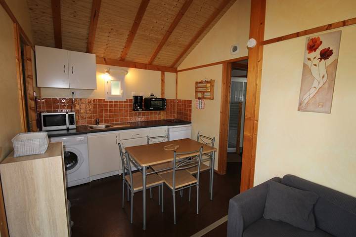 Chalet pour 4 personnes, avec vue sur le lac et jardin dans le Jura - 4