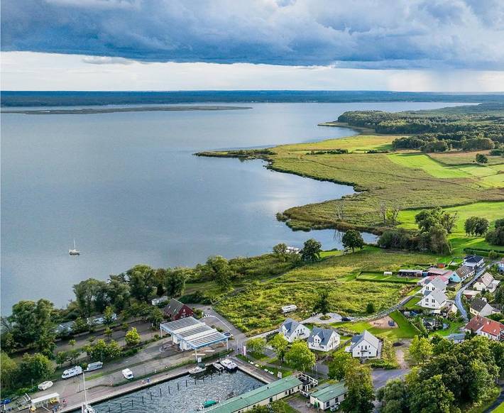Ferienhaus für 6 Personen, mit Ausblick und Sauna sowie Garten und Seeblick in Altwarp - 2