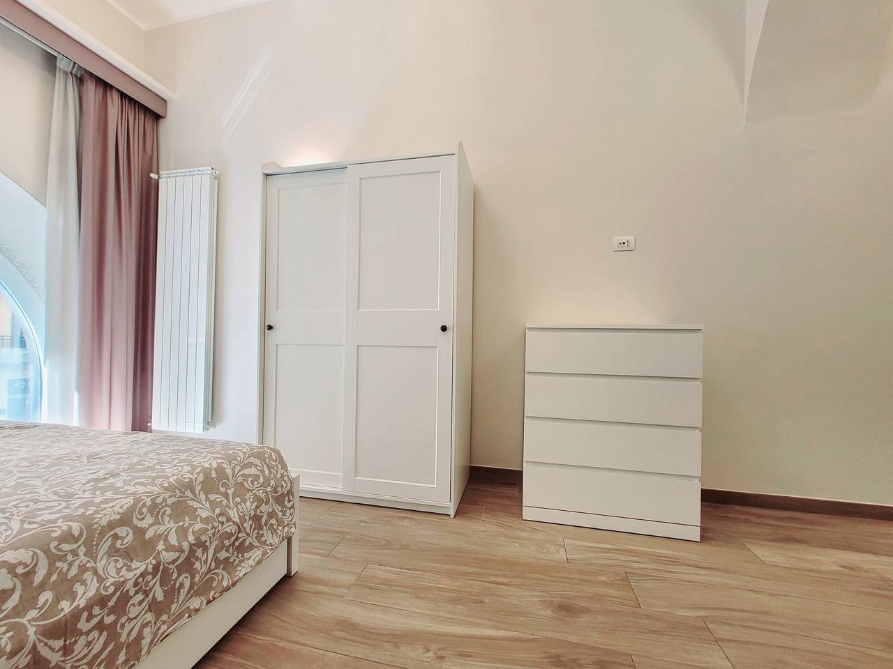 Appartement entier, Appartement "Special House" avec Wi-Fi et climatisation in Salerne, Côte Tyrrhénienne Campanie