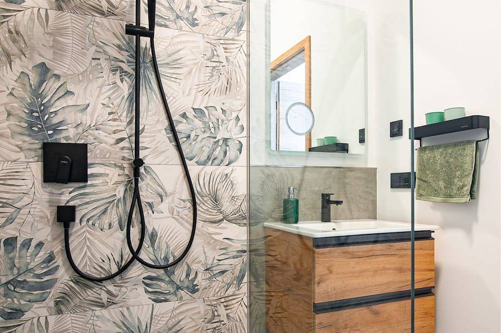 Ganze Wohnung, Modern eingerichtetes Appartement 2 (23 qm) direkt am Donauradweg in Bad Abbach, Ostbayern