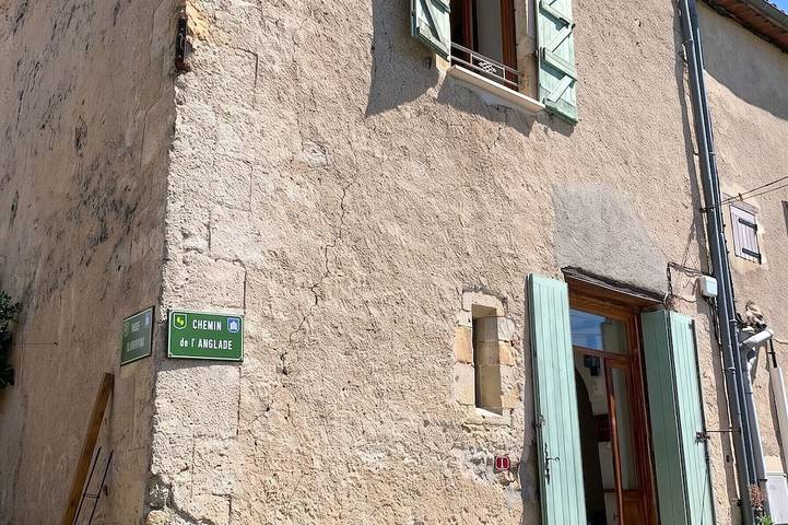 Location de vacances pour 8 personnes, avec Terrasse et Jardin à Bréau-et-Salagosse
