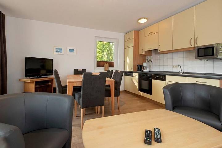 Ferienhaus für 6 Personen, mit Terrasse und Ausblick in Boltenhagen - 2