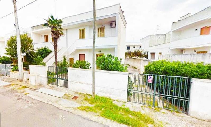 Appartamento 'Villa Mezzaluna - Cielo' con Balcone e Aria Condizionata in Lido Solemar, Melendugno