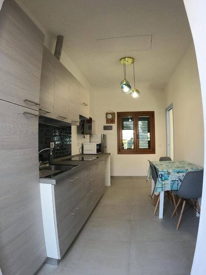 Ferienwohnung für 4 Personen, mit Ausblick und Terrasse in Biodola - 3