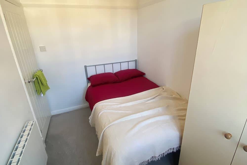 Entire apartment, 2 Bed City Centre Apartment Near Station in Guildford, Surrey