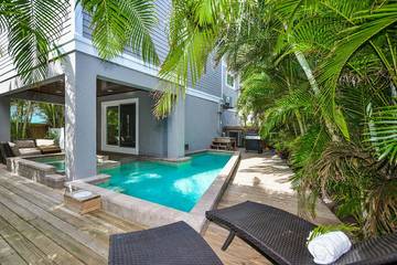 Vacation House for 15 Guests in Bradenton Beach, Anna Maria Island, Picture 4