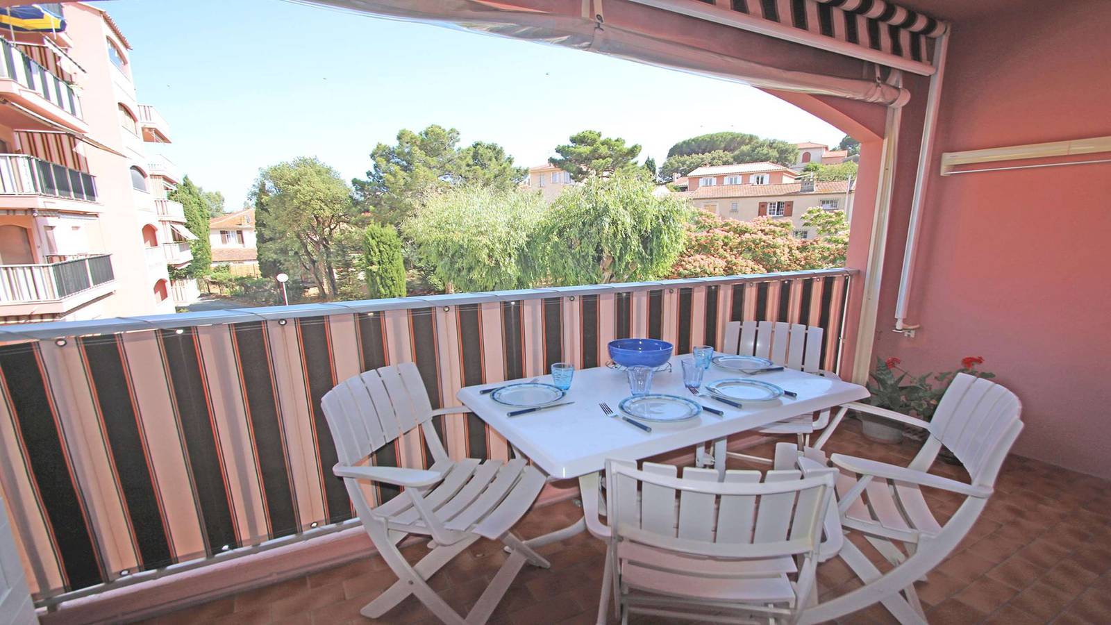 Studio voor 3 Personen in Sainte-Maxime, Draguignan en omgeving