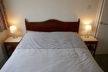 Chalet for 4 People in Norton Green, Isle of Wight, Photo 3