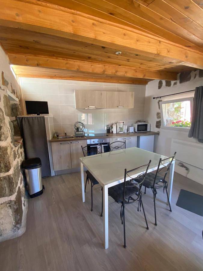 Appartement entier, La maison D'Orée in Polignac, Haute-Loire
