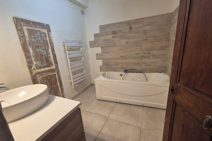 Location de vacances pour 8 personnes à Sainte-Cécile-les-Vignes - 4