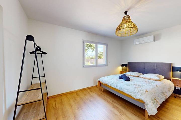 Location de vacances pour 10 personnes, avec terrasse et jardin à Cadaujac - 3