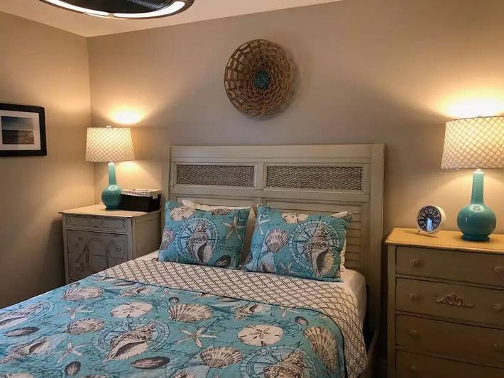 Cabin for 10 people, with pool and terrace as well as yard, with pets the Florida Panhandle