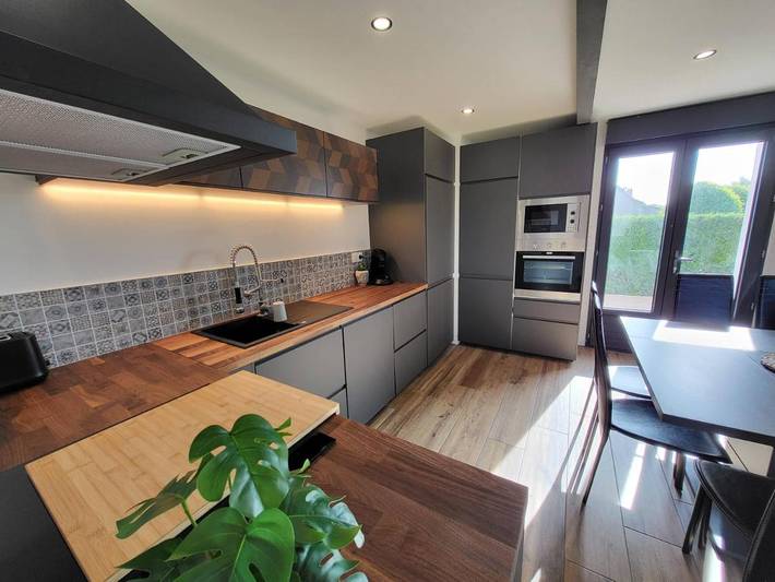 Location de vacances pour 8 personnes, avec Terrasse ainsi que Jardin et Vue à Ghyvelde