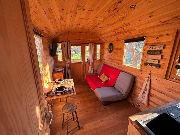 Location de vacances pour 4 personnes, avec jardin et balcon, adapté aux familles à Saintes