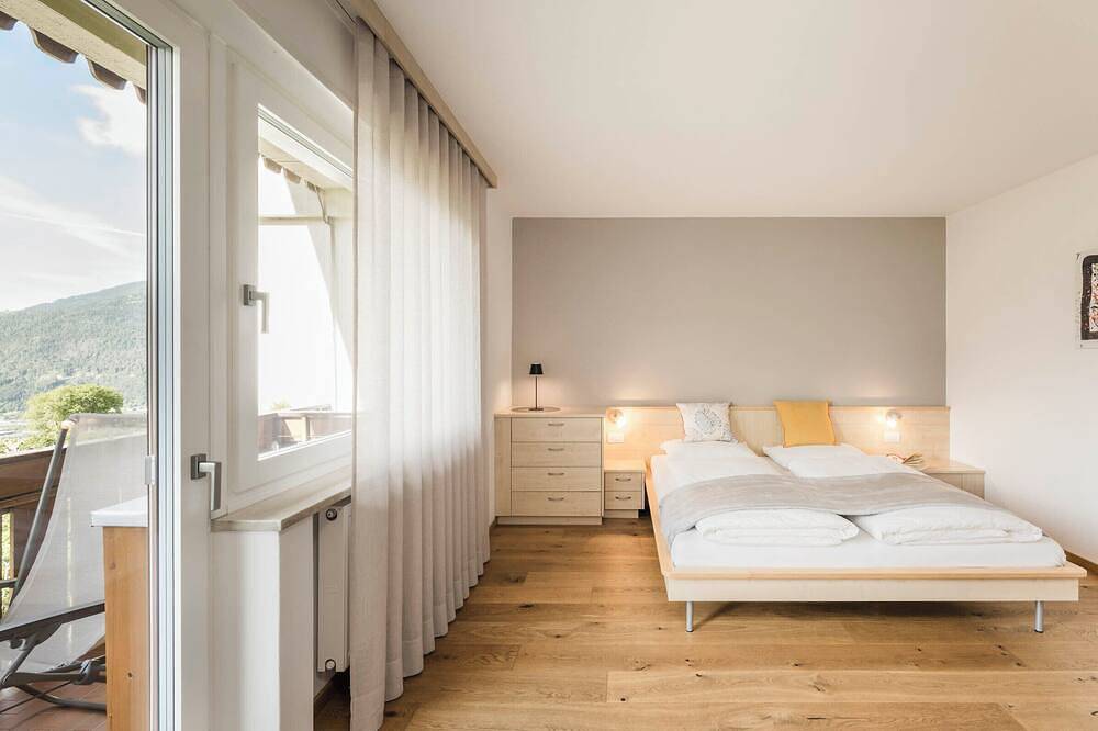 Ganze Wohnung, Weinberg Apartments, Fw für 4 Personen mit Brixen Südtirol Guest Pass in Raas, Natz-Schabs