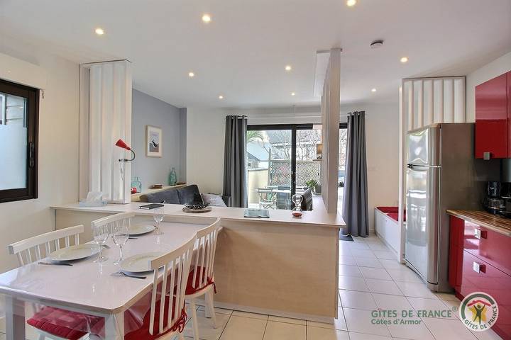 Gîte pour 2 personnes, avec terrasse et jardin dans Port du Linkin - 3