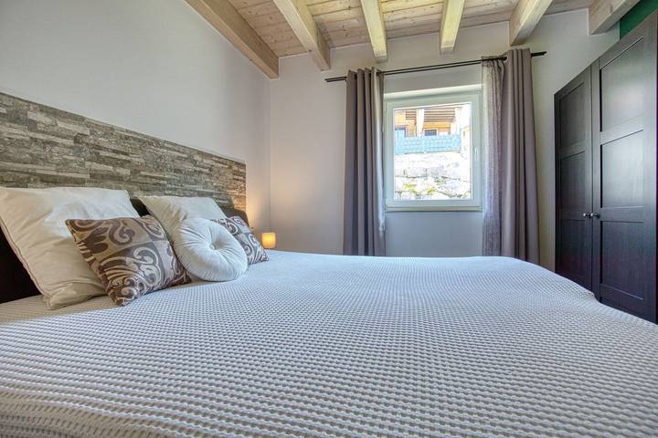 Ferienhaus für 6 Personen, mit Garten und Sauna sowie Seeblick und Ausblick in Mendig - 4